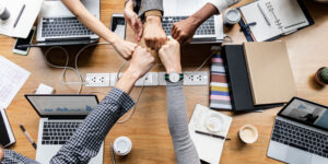 Chuẩn bị thông tin pháp lý rõ ràng và hồ sơ đúng quy định để đăng ký doanh nghiệp thuận lợi.