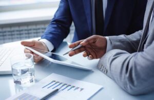 Những sai lầm thường gặp khi tự thực hiện quy trình thành lập doanh nghiệp