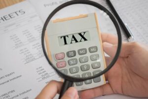 Các lỗi khi tính VAT ngược thường do sai thuế suất hoặc nhầm công thức.