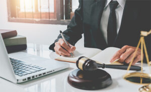 Những điểm giống nhau cơ bản giữa công ty TNHH và công ty cổ phần.
