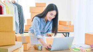 Quy định đăng ký kinh doanh khi bán hàng online giúp đảm bảo đúng pháp luật.